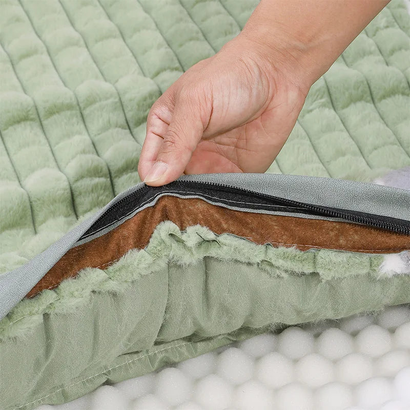 Winter Warm Sleeping Dog Mat
