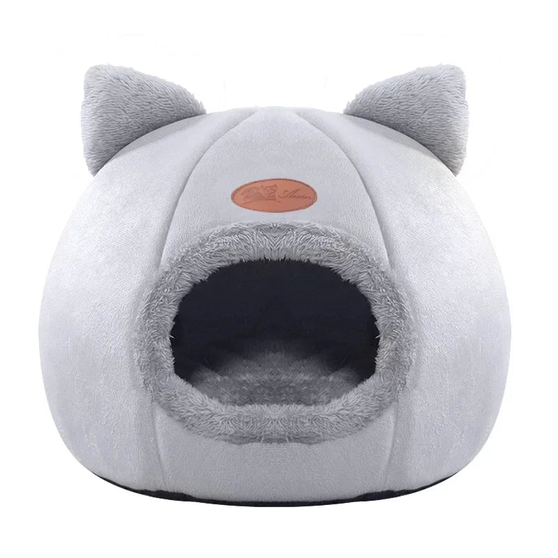Deep Sleep Winter Cat Bed